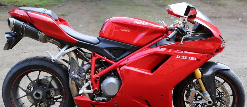 Mécanicien moto Ducati,vente,reparation